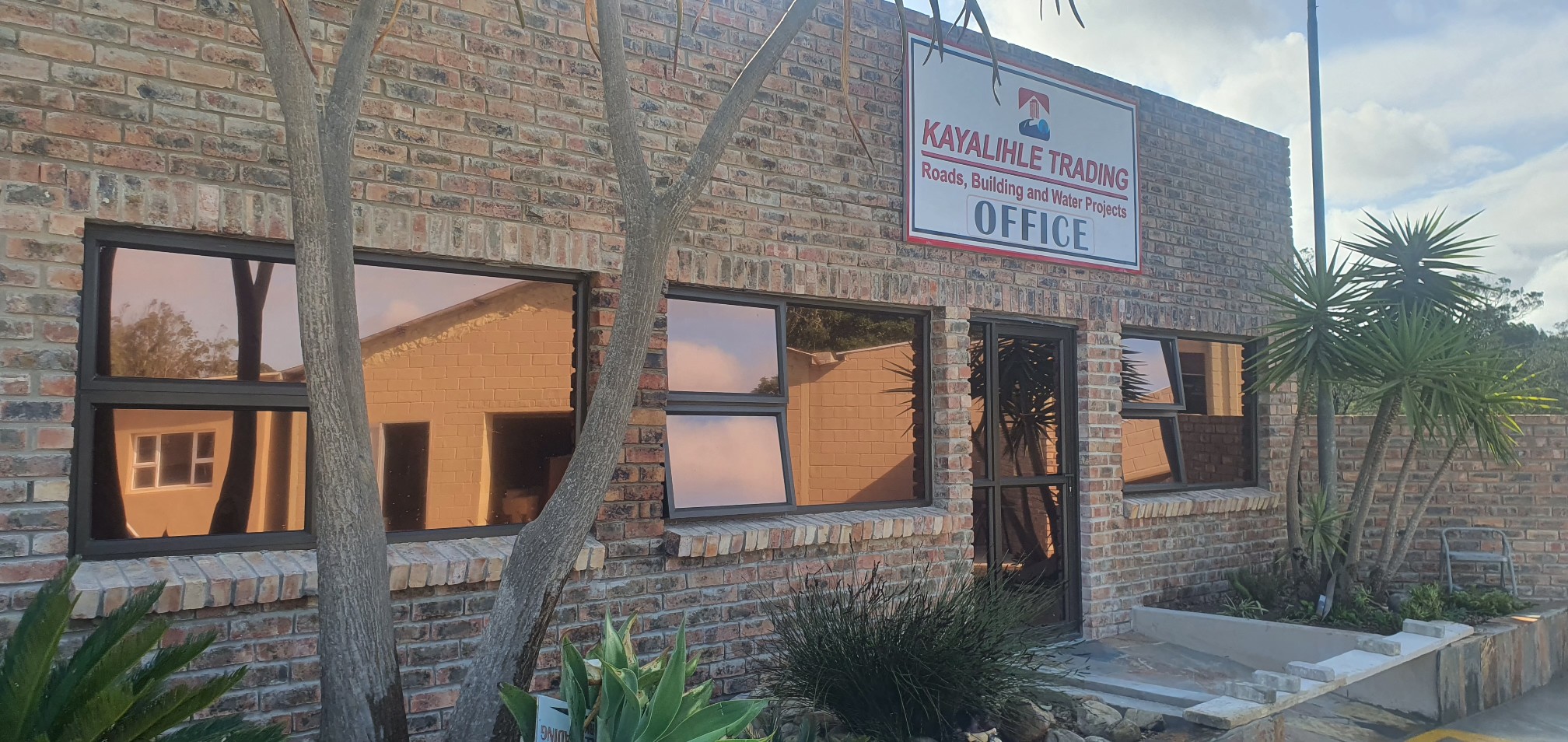 Window tinting and safety film specialist